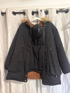Black Women’s Maternity 3-in-1 Baby Wearing Hooded Coat with Faux Fur Trim